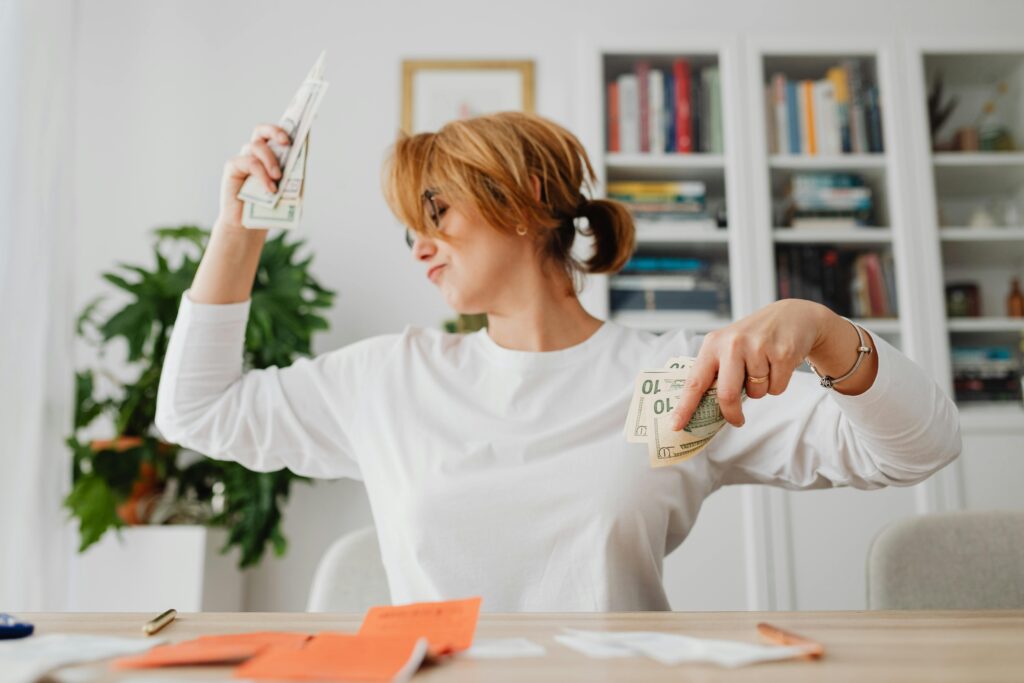 pexels-karolina-grabowska-5900251-1024x683 How I Made $500 from Home in One Weekend — And How You Can Too