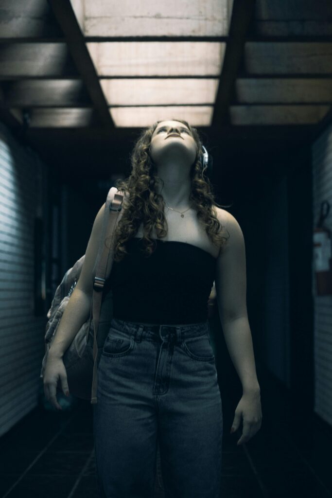 pexels-daniel-s-richard-2149882292-32835892-683x1024 Best Student Credit Cards in 2025: 6 Top Picks to Build Credit