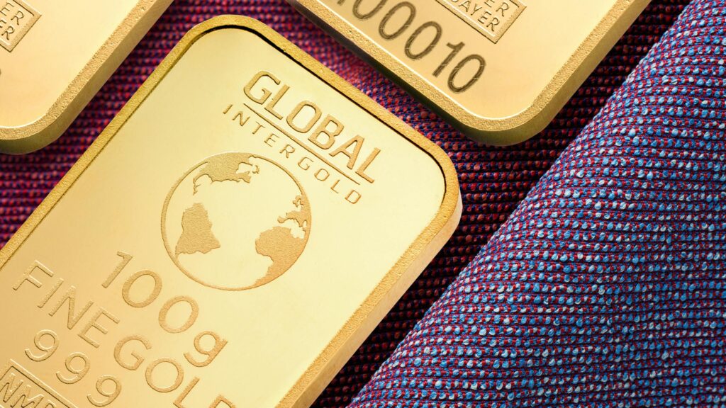 pexels-michael-steinberg-95604-346547-1-1024x576 Why Gold Is Surging and How to Profit from It